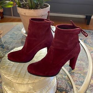 Stuart Weitzman Suede Cranberry Booties ♥️